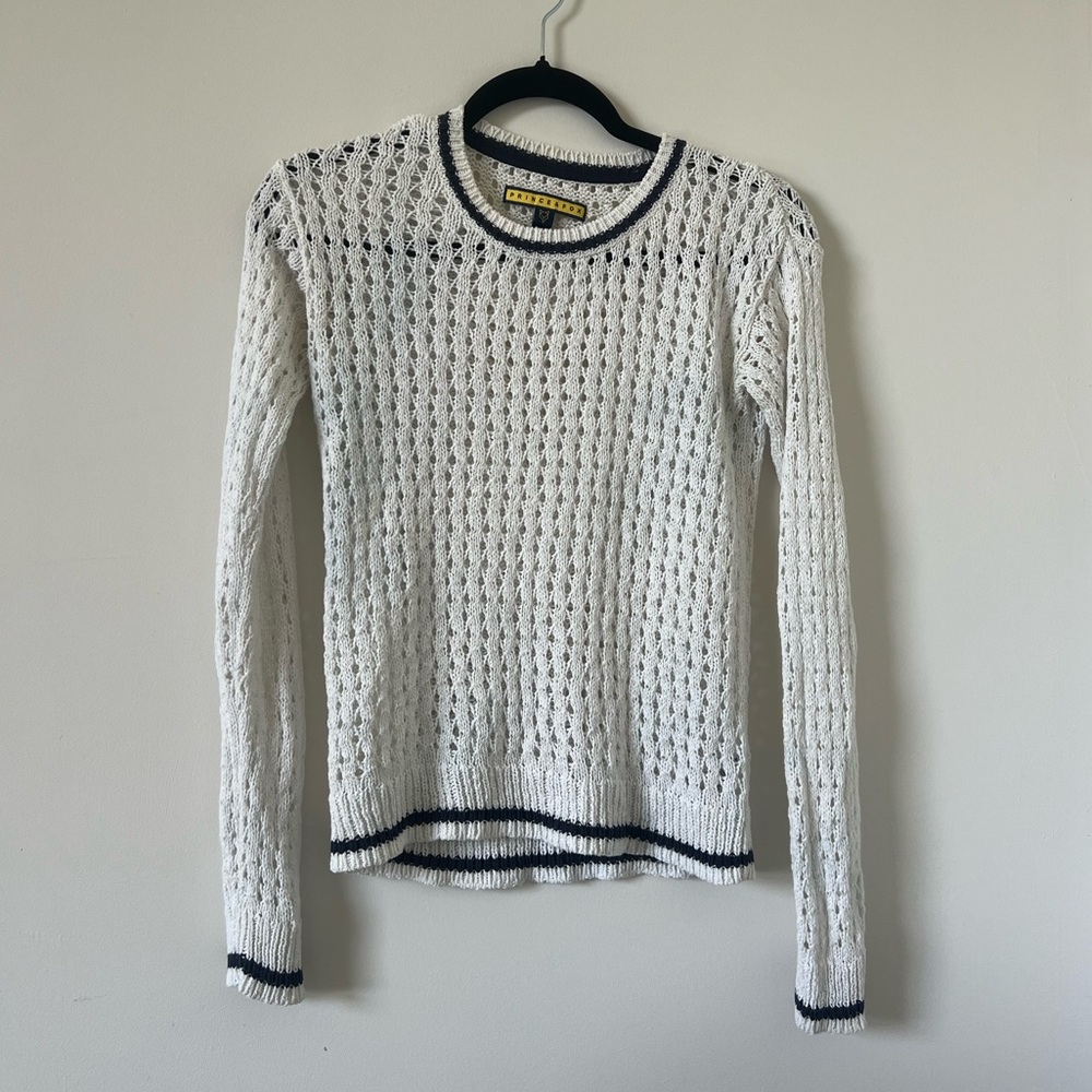 Prince & Fox XS White Knit Top